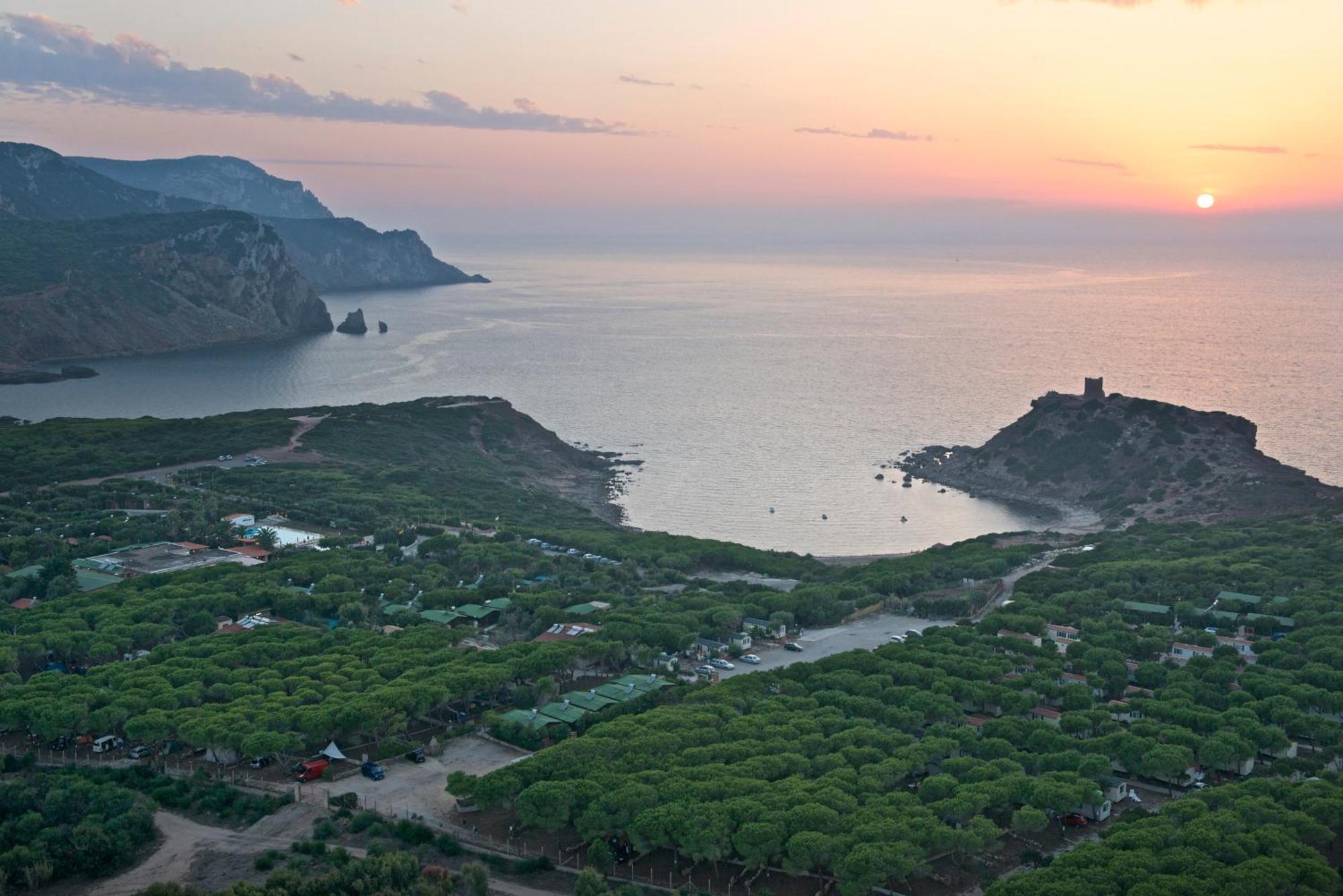 Villaggio Camping Torre Del Porticciolo Porto Conte Bagian luar foto