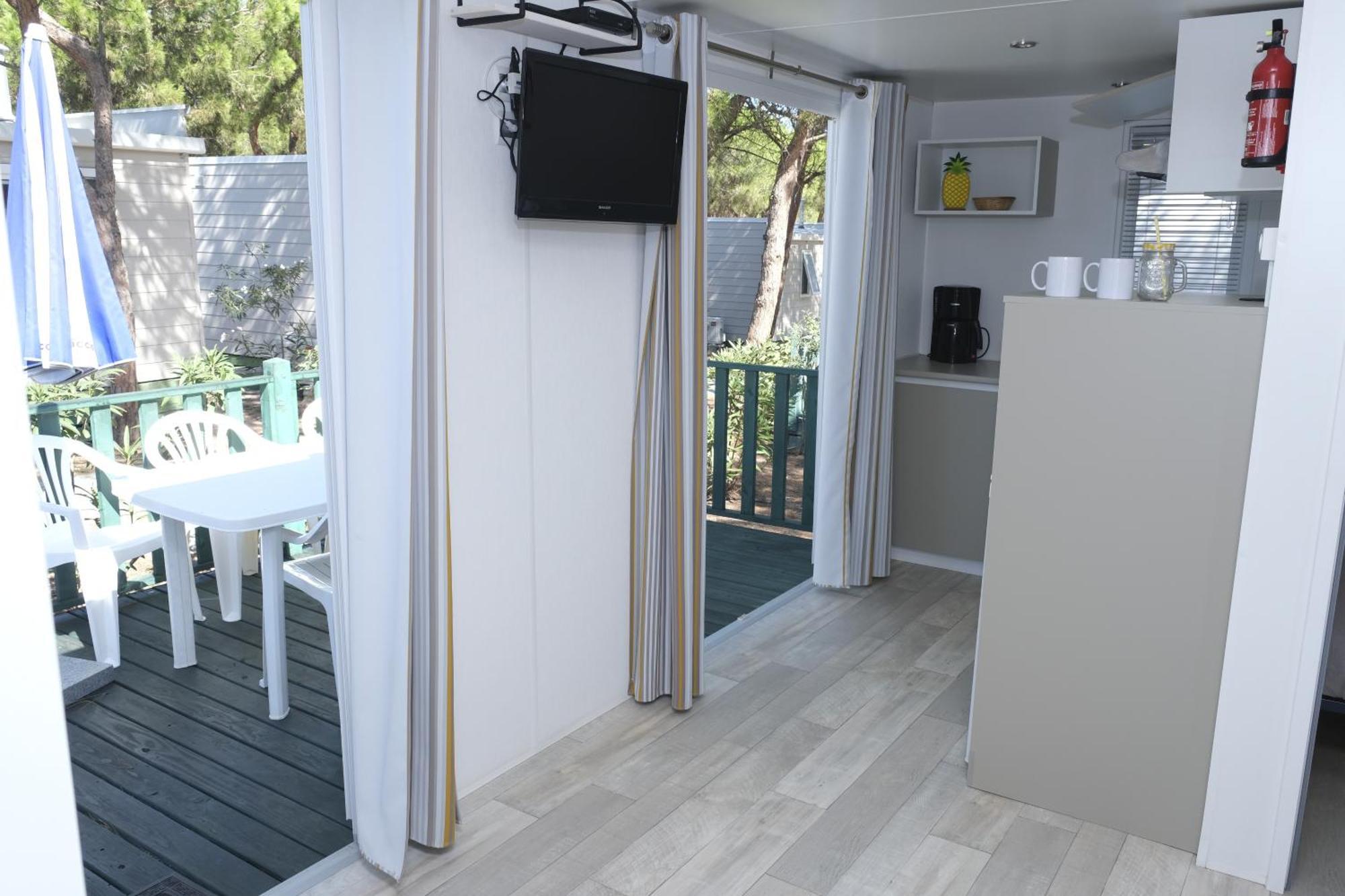 Villaggio Camping Torre Del Porticciolo Porto Conte Ruang foto